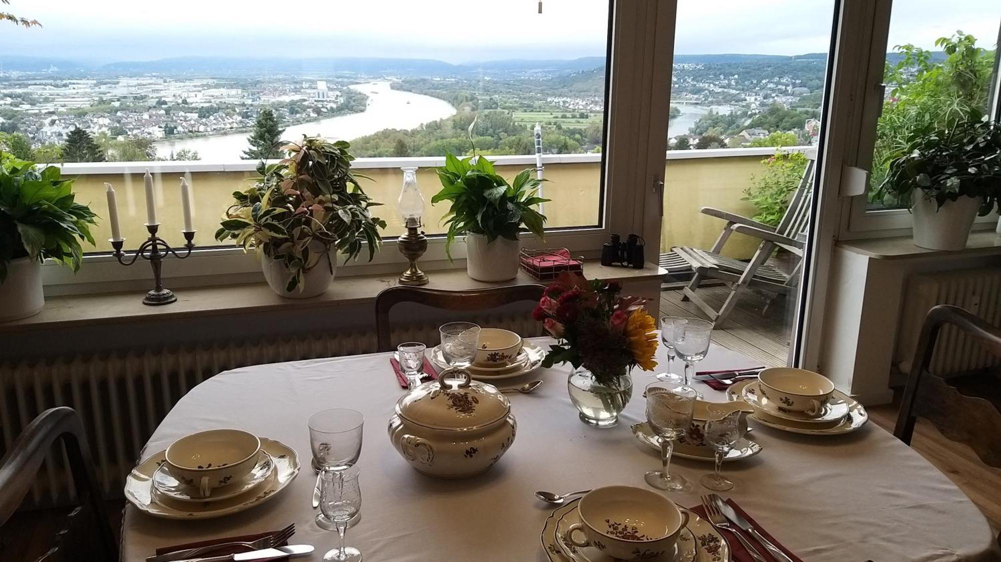 Rheinblick Am Rheinsteig Zur Festung Ehrenbreitstein Mit Balkon Und Sauna Urbar  Exterior photo